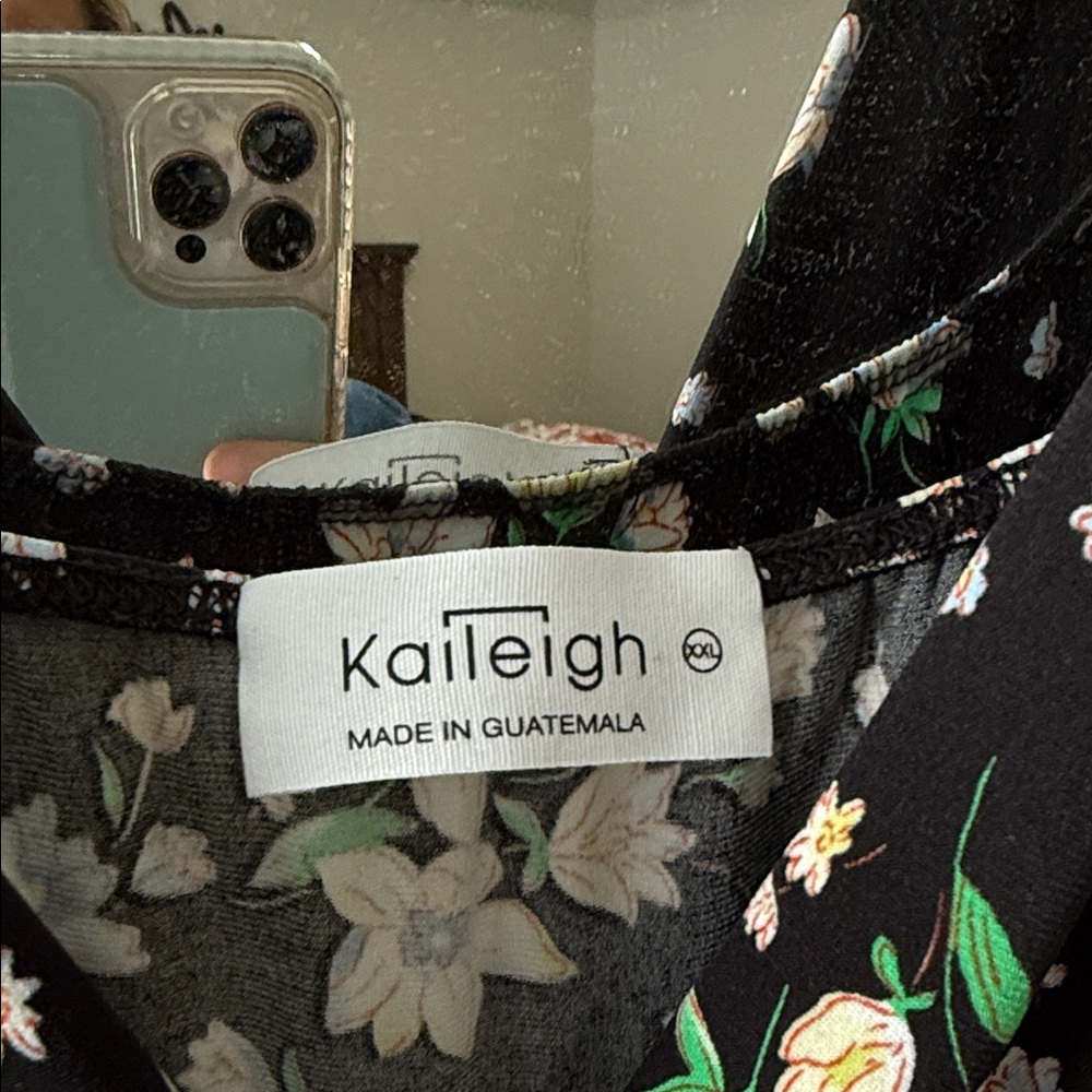 Floral Black Jumpsuit with pockets from Stitchfix Kaileigh - Picture 2 of 5